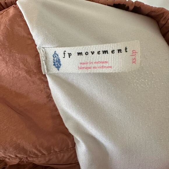 Free People Movement Women’s High Waisted Brushed Apricot Shorts - Picture 3 of 4